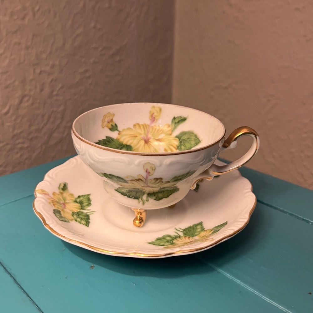Dainty Vintage Footed Demitasse Tea Cup & Saucer by Ucagco China -Made in Japan
